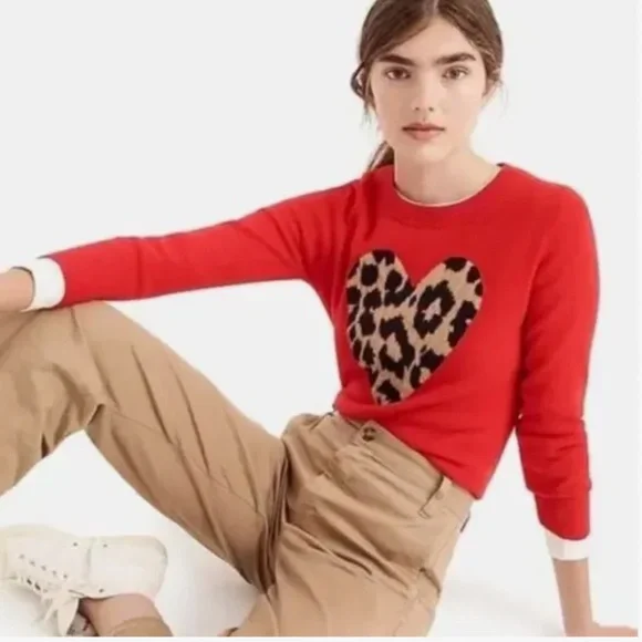 Jcrew everyday red cashmere with leopard heart size S - Picture 2 of 5